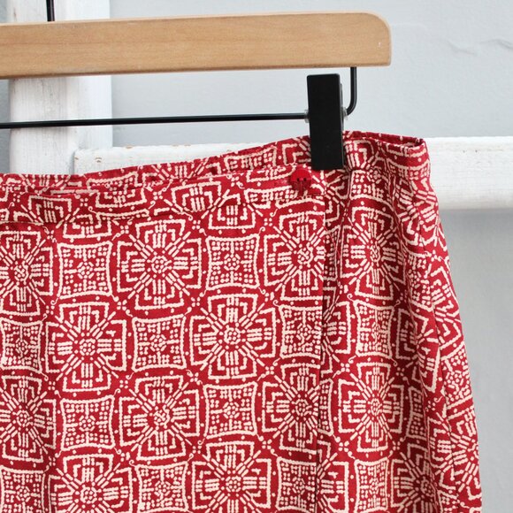 Liz Claiborne VTG Y2K Red Cream Faux Wrap Silk Tribal Print Maxi Skirt Size 10 - Picture 4 of 6